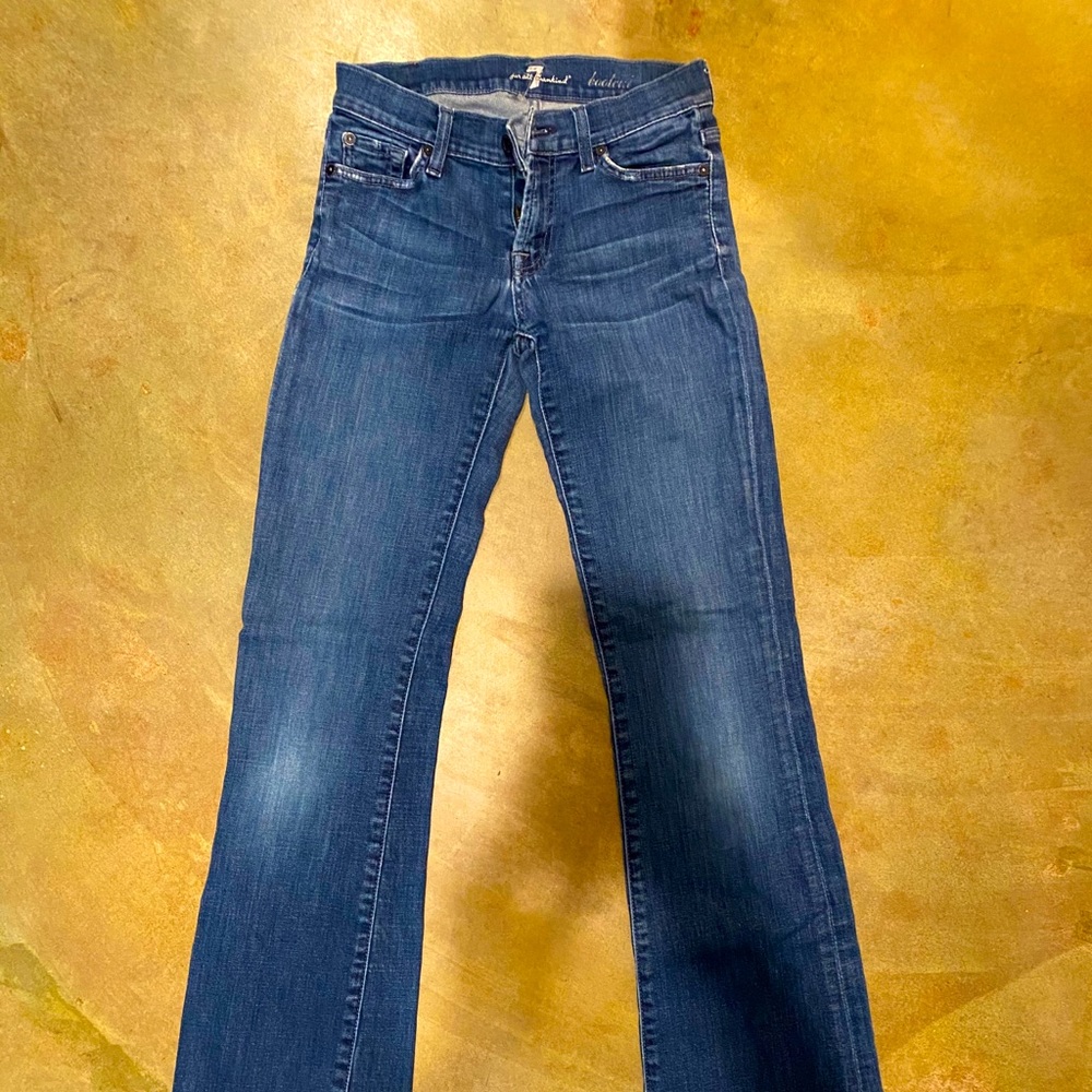 7 for all mankind
